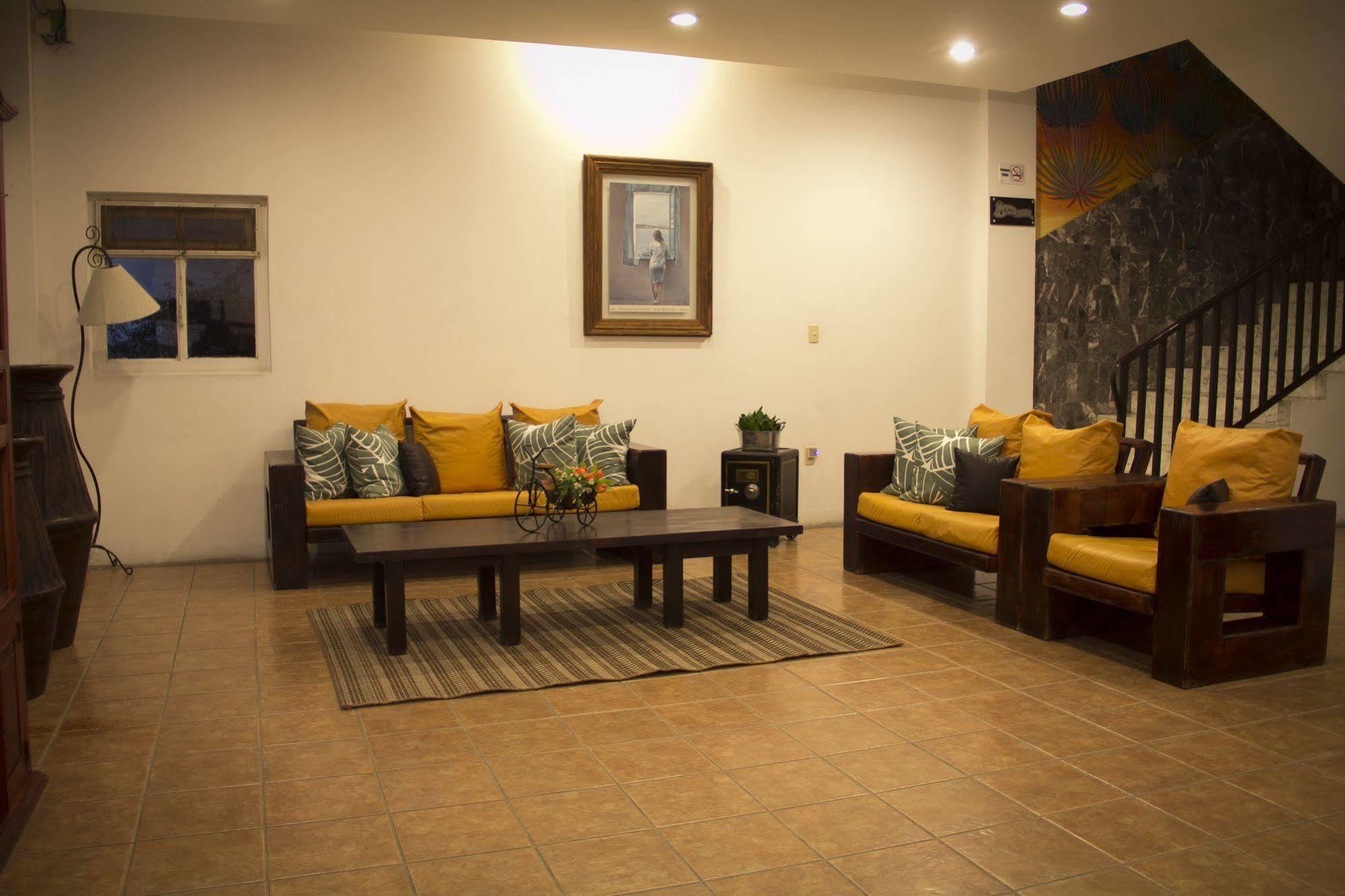 Hotel San Miguel Pénjamo Εξωτερικό φωτογραφία