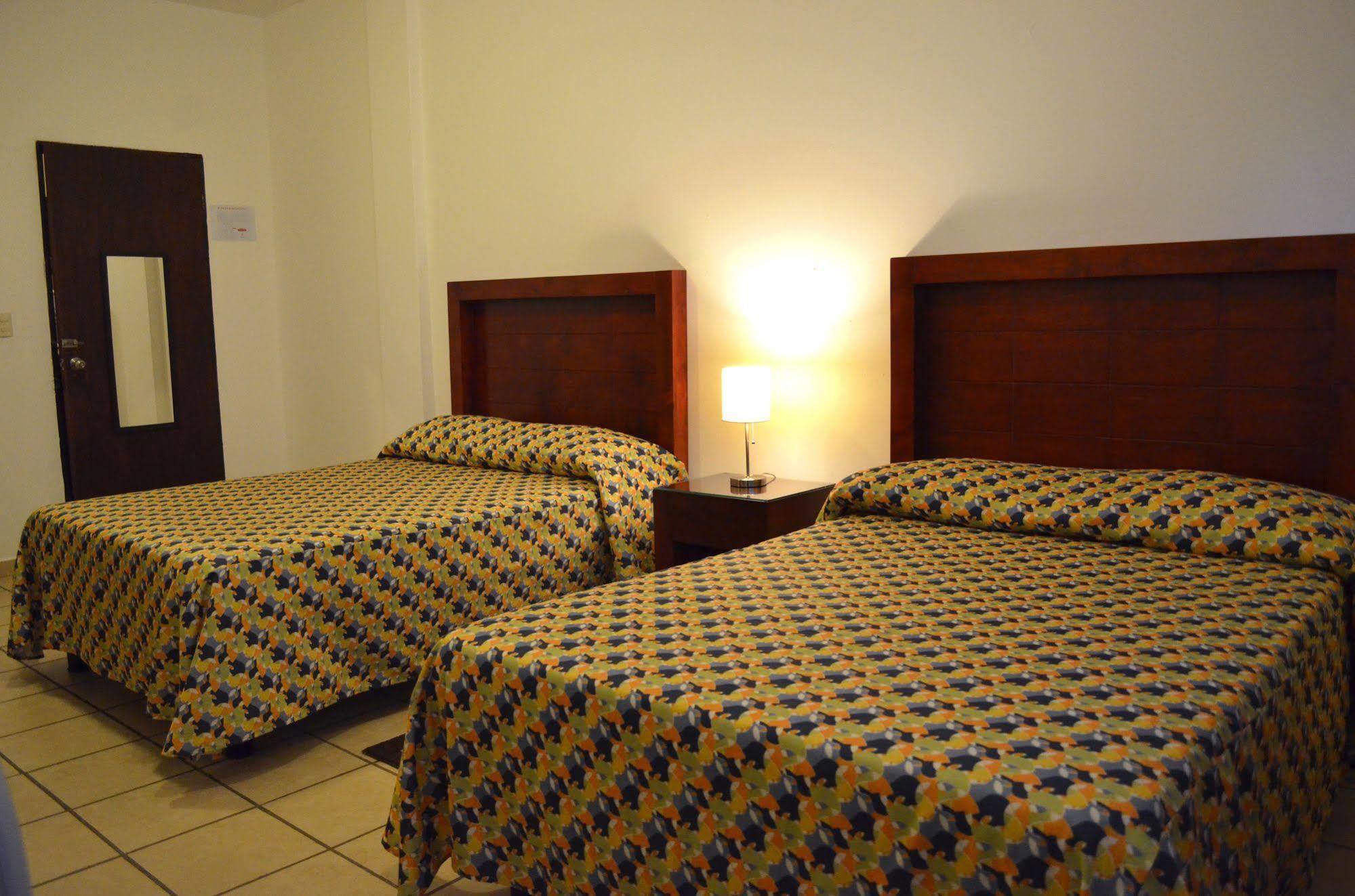Hotel San Miguel Pénjamo Εξωτερικό φωτογραφία